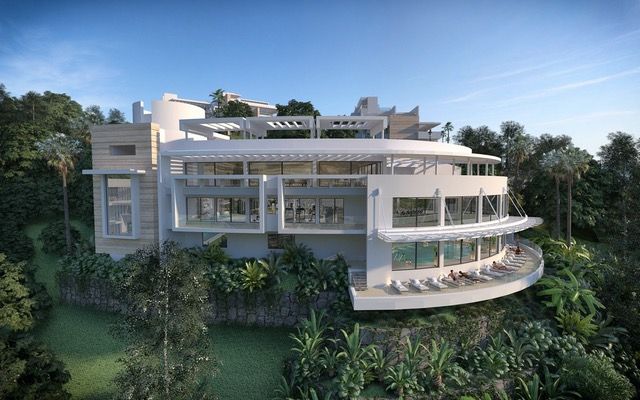 Magnificent development with panoramic sea views 