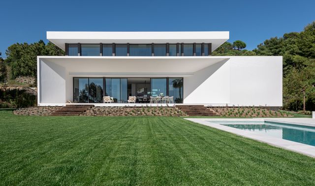Brand new modern villas with panoramic sea views