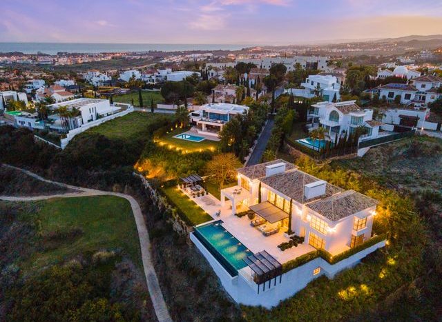 Impressive mansion in Los Flamingos Golf 