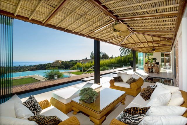 Truly Exceptional Luxury Villa with sea views in Golden Mile Marbella 