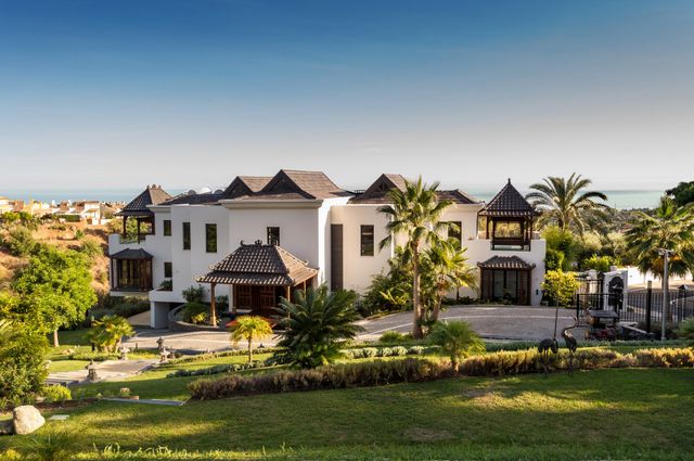 Truly Exceptional Luxury Villa with sea views in Golden Mile Marbella 