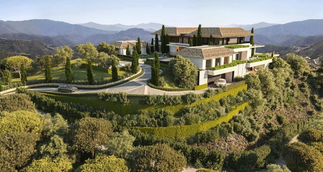 A project for classic style mansion with sea and golf views at La Zagaleta 