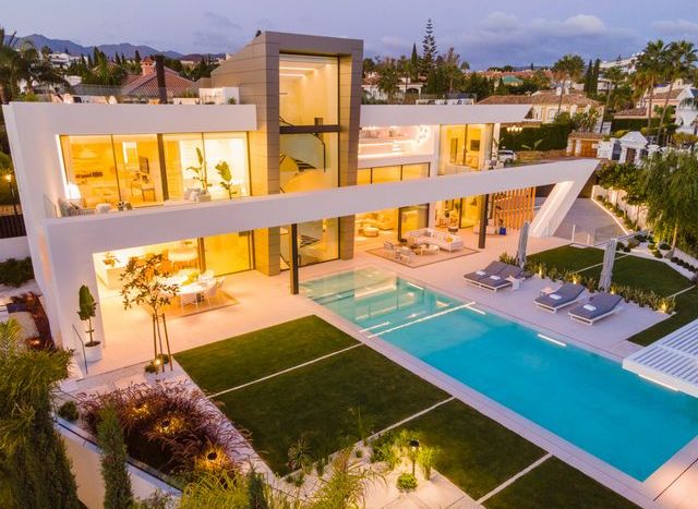 Modern beach side villa with sea views